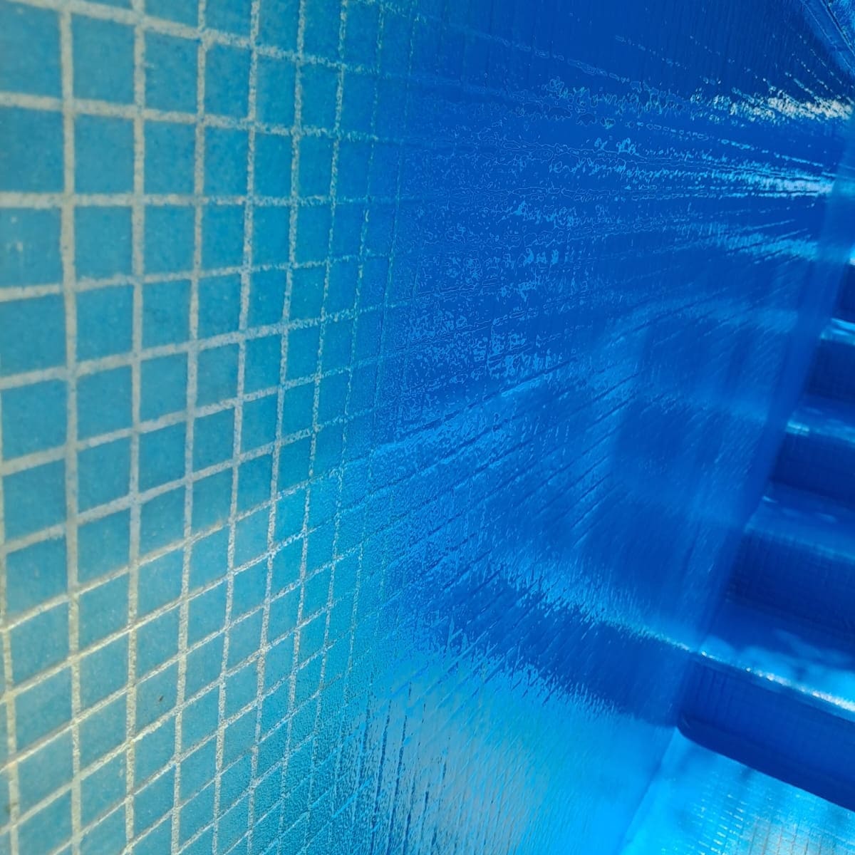 Recubrimiento interior de tanque con poliurea