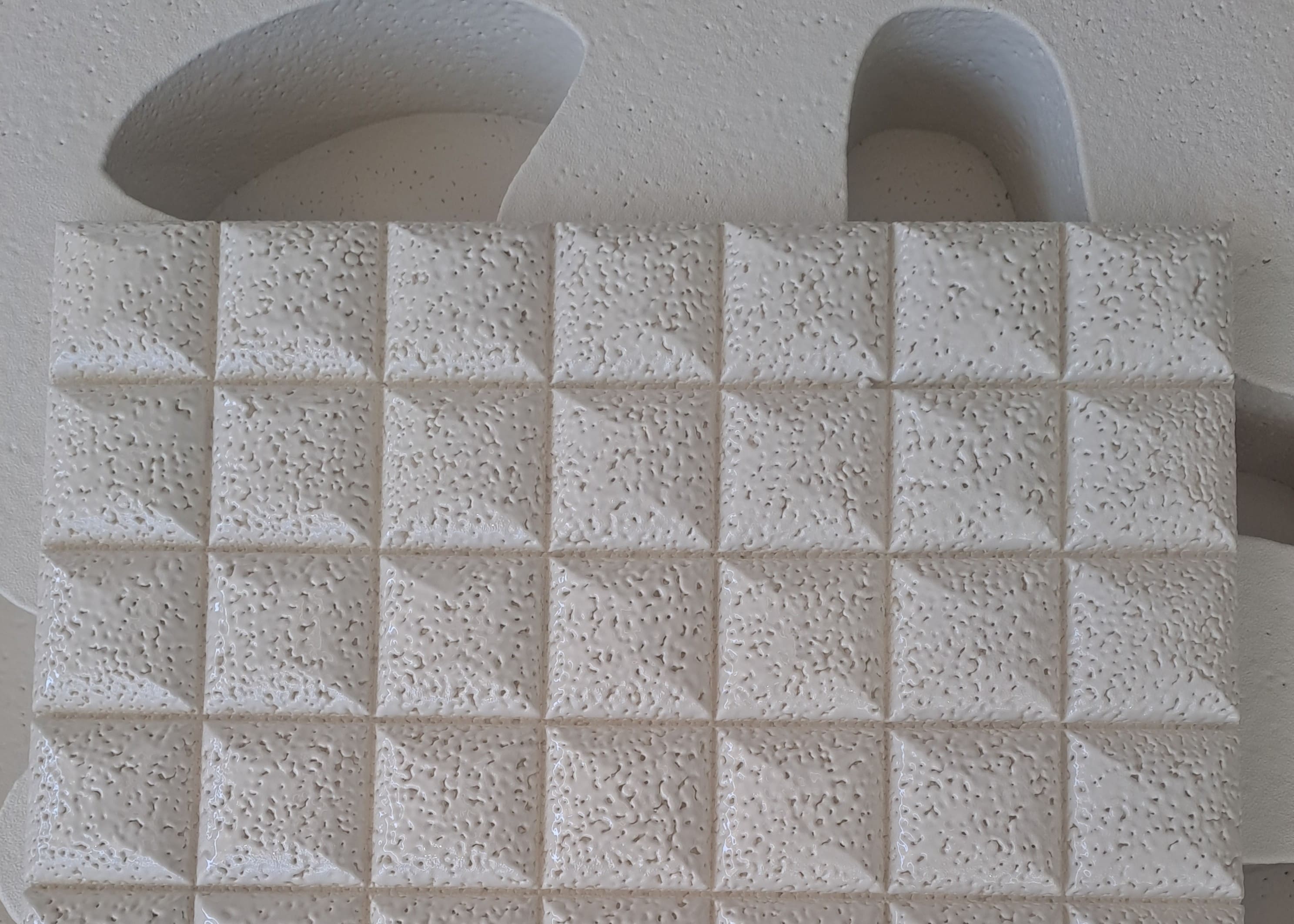 Pieza de telgopor recubierta con poliurea